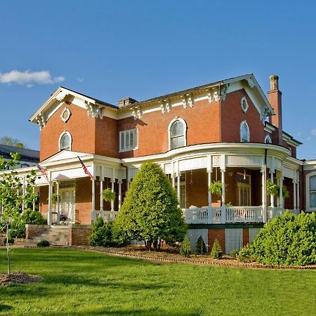 The Carriage House Inn B&B リンチバーグ エクステリア 写真