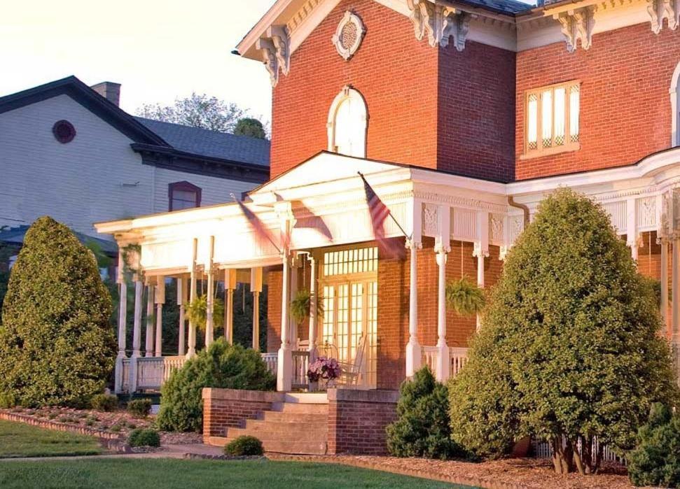 The Carriage House Inn B&B リンチバーグ エクステリア 写真