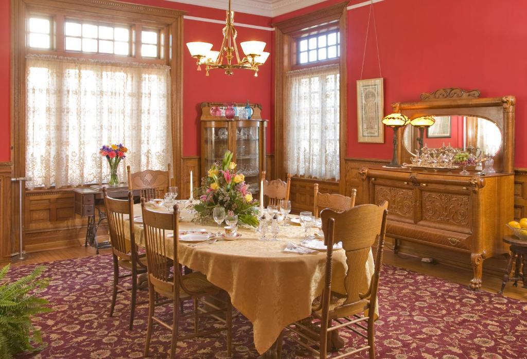 The Carriage House Inn B&B リンチバーグ エクステリア 写真